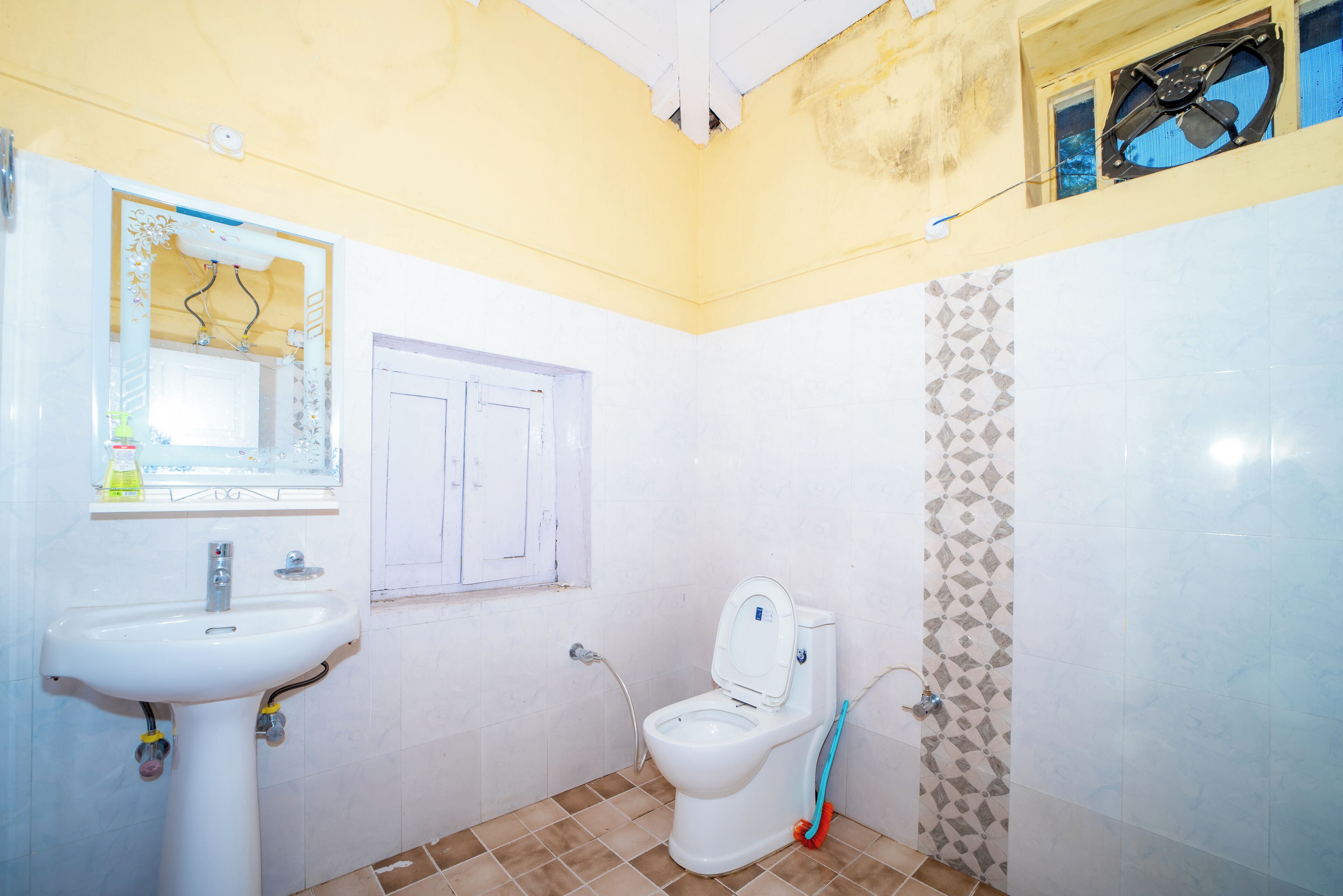 Deluxe Double Room | Bathroom