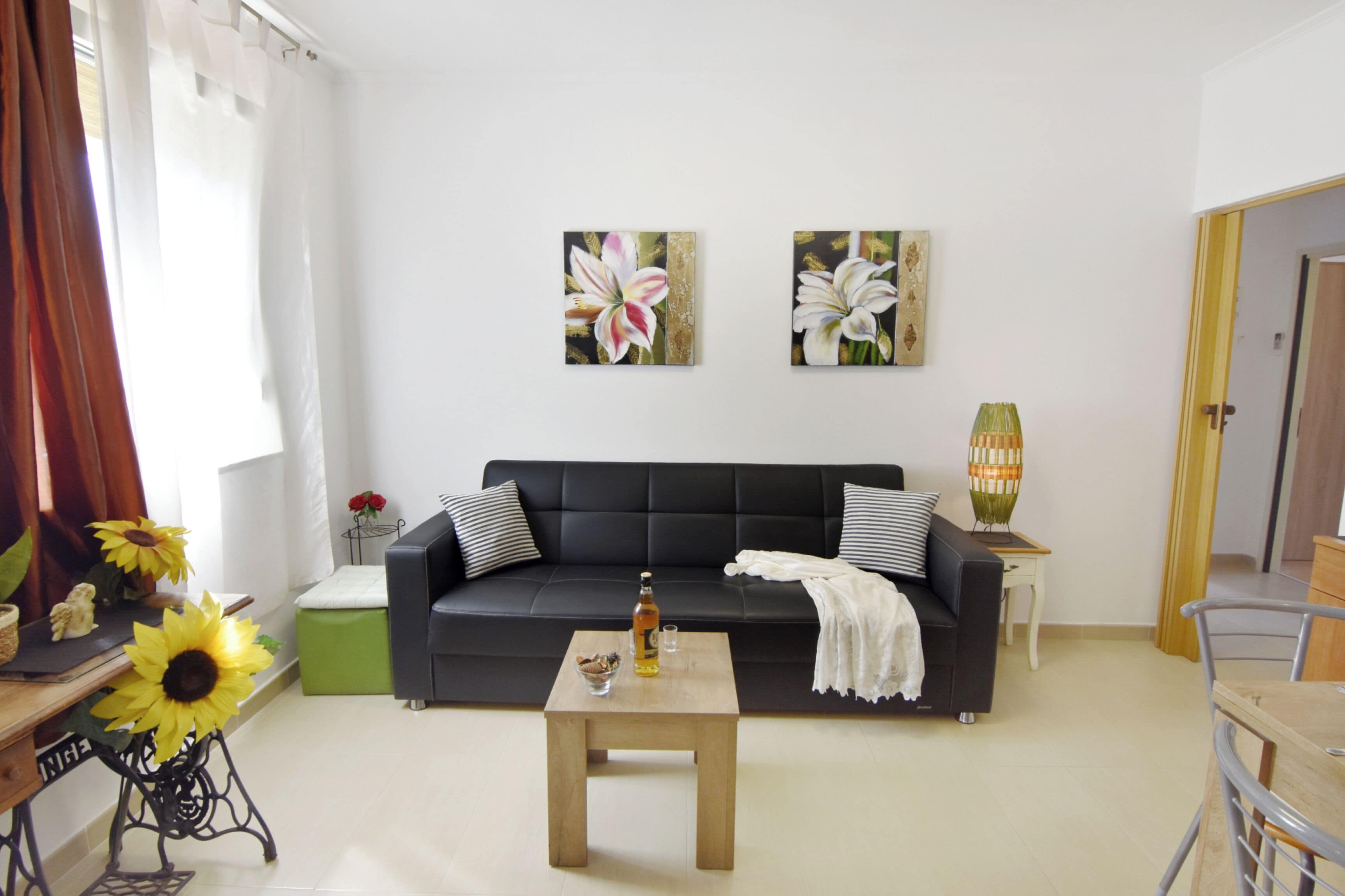 Appartement, 2 chambres, balcon, vue ville | Salle de séjour