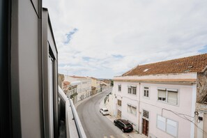Property grounds - Maria Pia 4 (Lisbon)