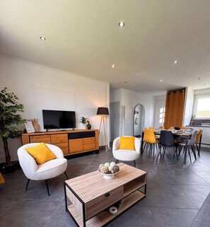 Living area - Tranquiloue - Maison 8 Pers - 15 min Puy du Fou (Les Herbiers)