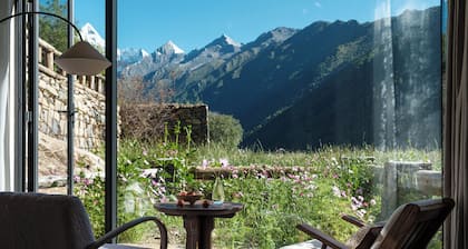 Ruoshui Mountain Retreat Holiday Inn