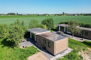 Esterni