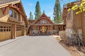 Exterior - Monthly Lease - Edgewood at Lahontan by Tahoe Getaways - 4BR Pet-Friendly w Hot Tub (Truckee)