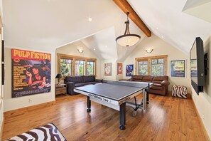 Games room - Monthly Lease - Edgewood at Lahontan by Tahoe Getaways - 4BR Pet-Friendly w Hot Tub (Truckee)