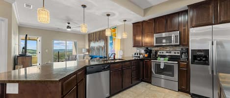 Condo, Multiple Beds, Balcony (The Royal Overlook) | Private kitchen