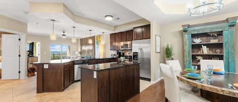 Condo, Multiple Beds, Balcony (The Royal Overlook) | Dining
