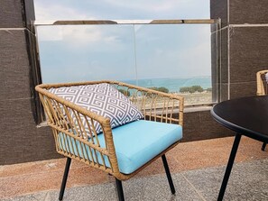 Cafe - Hola Hotel (Al Jubail)