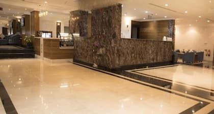 Hola Hotel