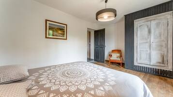 3 Schlafzimmer, Bügeleisen/Bügelbrett, WLAN, Bettwäsche