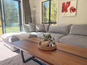 Fernseher, Kamin