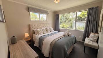 3 bedrooms, iron/ironing board, travel crib, WiFi