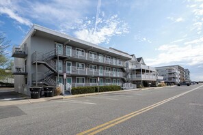 Exterior - Charming 1 Bedroom, Two Bath Condo in Desirable North Ocean City (Ocean City)