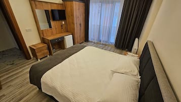 Family Quadruple Room, City View