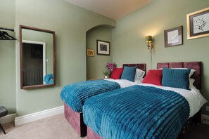 2 bedrooms, iron/ironing board, internet, bed sheets - Spacious 2 Bed House Lancaster (Lancashire)