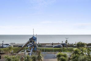 Miscellaneous - Sea Breeze is a stylish two-bedroom luxury coastal apartment (Teignmouth)