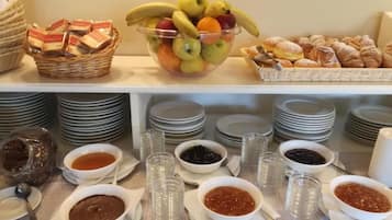 Frokostbuffé er inkludert hver dag
