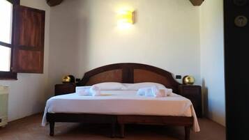 Triple Room, Garden View | Free WiFi