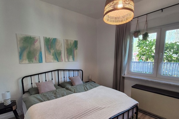 2 bedrooms, WiFi, bed sheets, wheelchair access