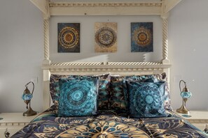 Room - Apartment 16 is a stunning one bedroom garden apartment in Chelston (Torquay)