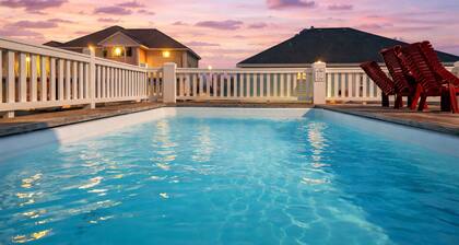 6BR Beach View | Spacious Deck with Pool & Hot Tub | Sleeps 22