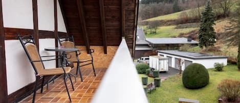 Superior Double Room, Balcony, Garden View | Outdoor dining