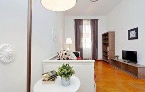 Living area - Vrbo Property (Roma)