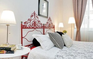 Room - Vrbo Property (Roma)