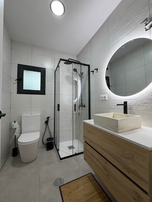 Hair dryer, towels