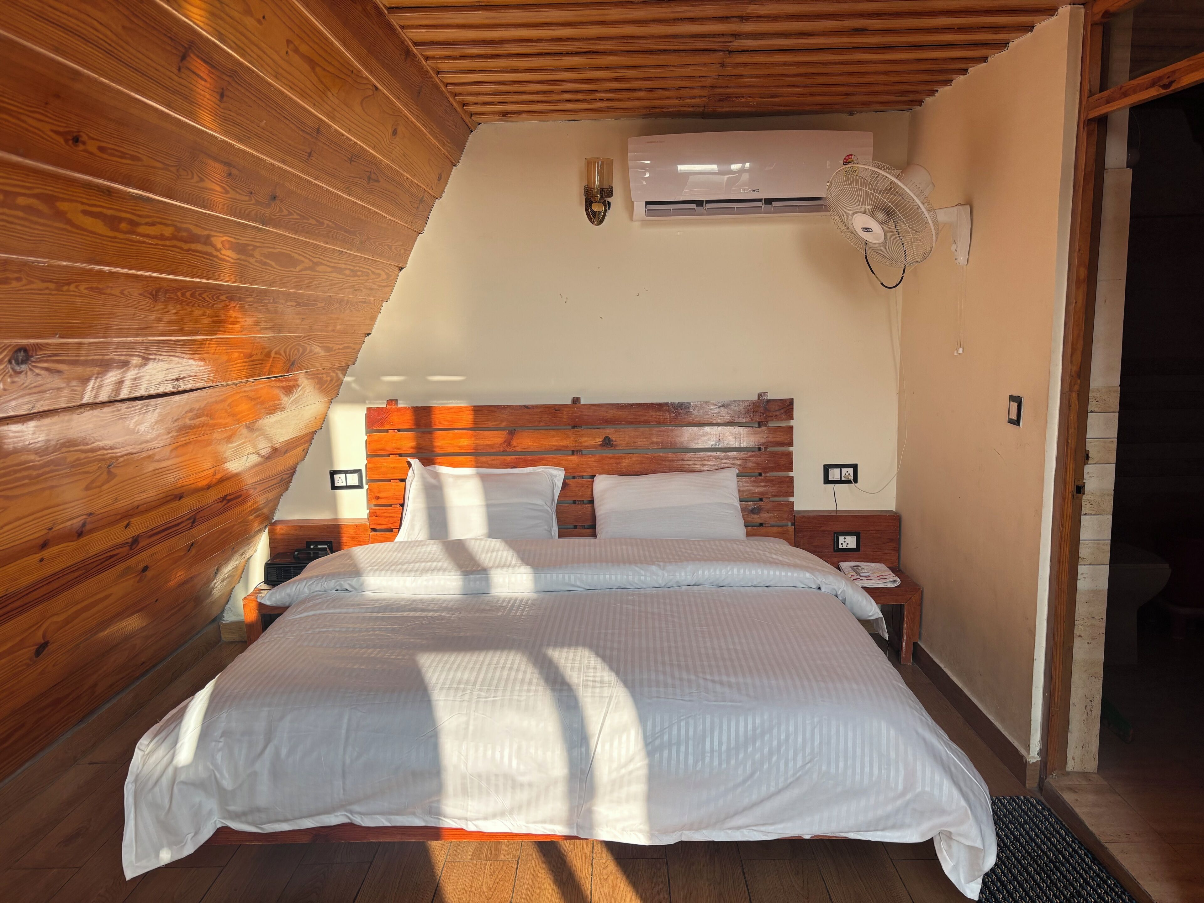 Family Quadruple Room, Balcony, Mountain View