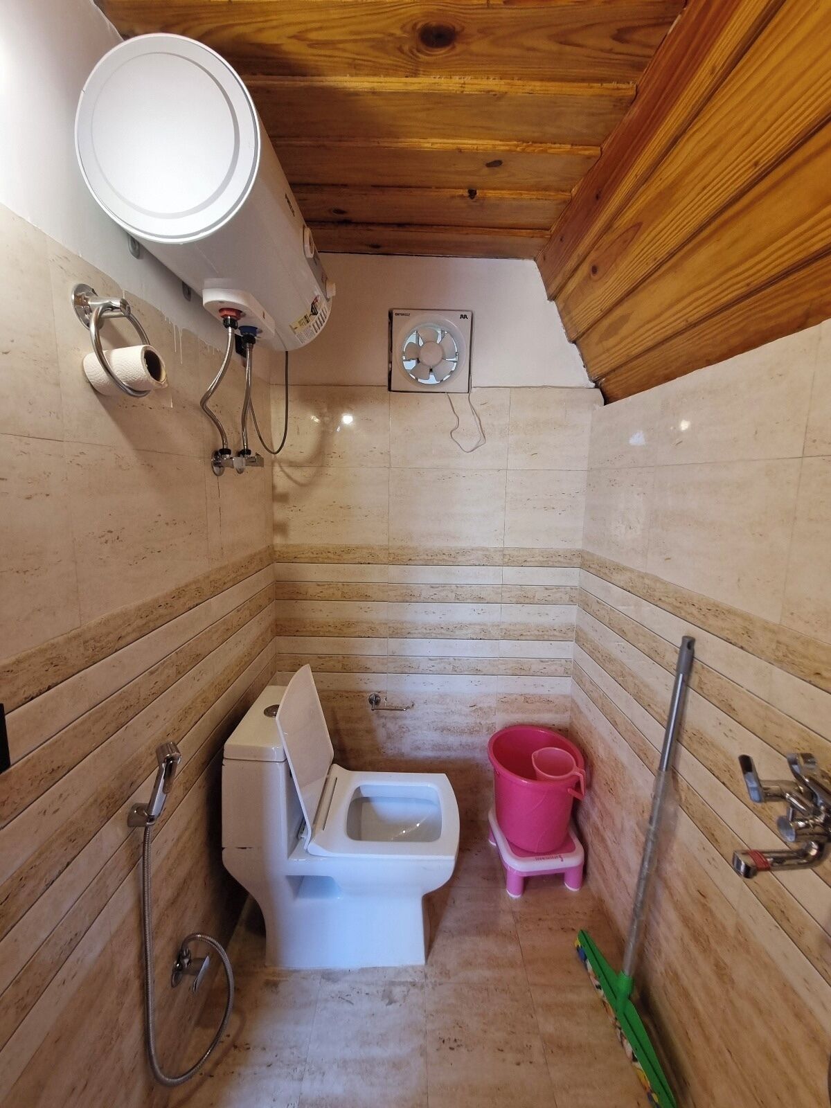 Bathroom shower