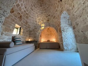 Interior - Luxury Trulli Retreat with Private Pool in Puglia (San Michele Salentino)