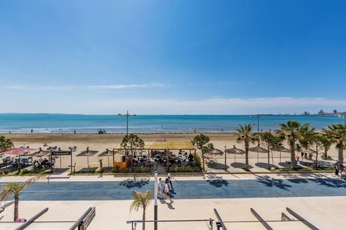 Sun & Sea Apartment | Durrës Waterfront by PikHost