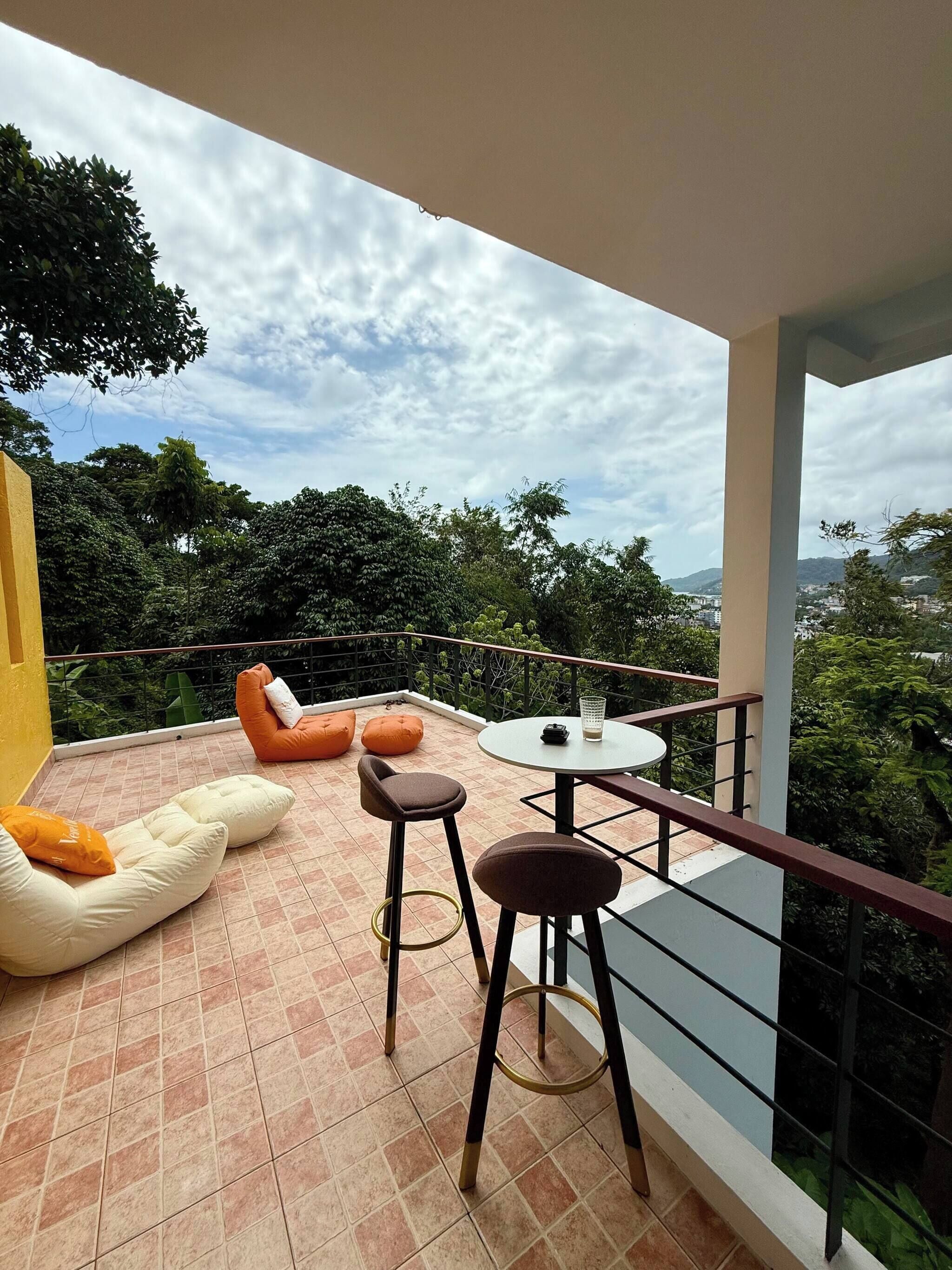 House, 4 Bedrooms, Smoking, Balcony | Balcony