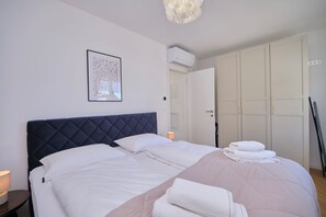 2 Schlafzimmer, Bügeleisen/Bügelbrett, kostenloses WLAN, Bettwäsche