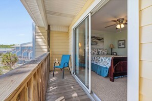 Property grounds - Gulf-front condo with access to gulf beaches and two community pools. (Dauphin Island)
