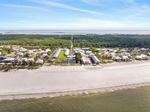 On the beach - Gulf-front condo with access to gulf beaches and two community pools. (Dauphin Island)