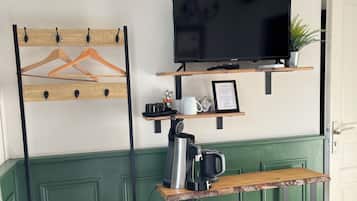 Comfort Double Room, Hill View | Interior