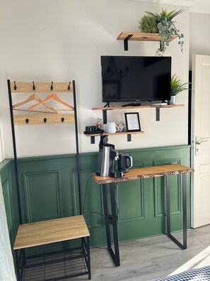 Comfort-Doppelzimmer, Hügelblick | Innenbereich