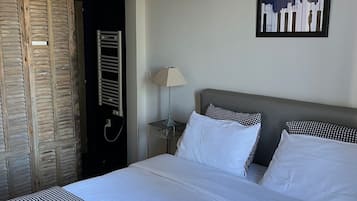 Comfort-Doppelzimmer, Blick auf den Innenhof | Kostenloses WLAN