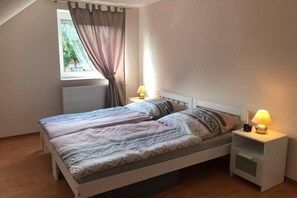 2 Schlafzimmer, Bügeleisen/Bügelbrett, WLAN, Bettwäsche