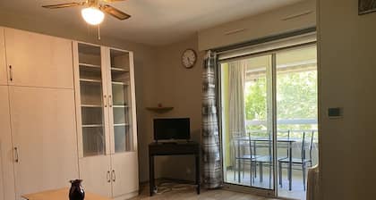 Charming studio with pool - 2 guests
