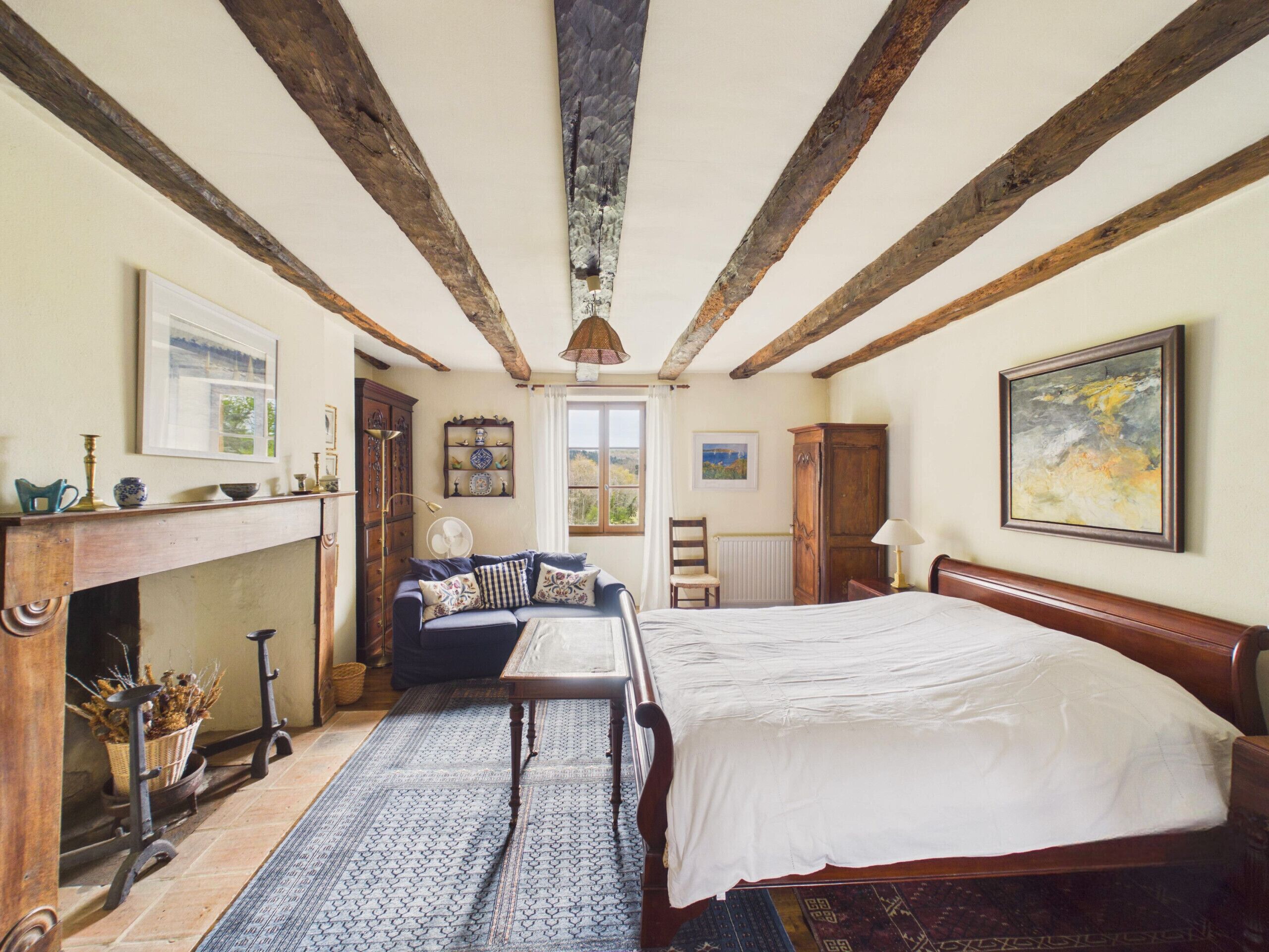 4 habitaciones, tabla de planchar con plancha y wifi gratis 