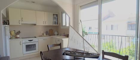 Fridge, microwave, coffee/tea maker