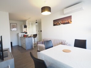 TV - Lovely central apartment, parking - 4 guests (La Grande-Motte)