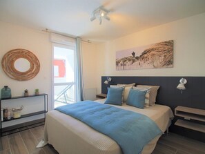 1 bedroom, WiFi, wheelchair access - Apartment, AC, parking - 4 guests (Le Grau-du-Roi)
