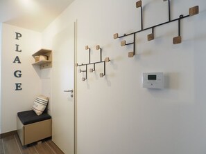 Interior - Apartment, AC, parking - 4 guests (Le Grau-du-Roi)