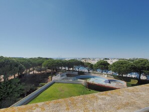 Pool - Charming studio, terrace, parking - 4 guests (Le Grau-du-Roi)