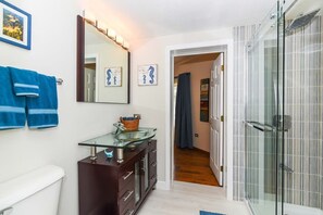 Shower, hair dryer, towels, soap - One Love Jones - Your Beachfront Retreat at Rum Point, a North Side Paradise (North Side)