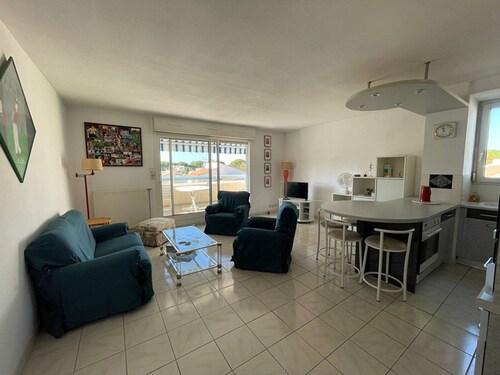 Schöne Wohnung, Terrasse mit freiem Blick - 4 Pers.