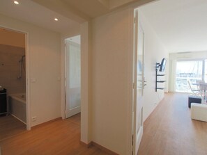 Interior - Renovated apartment, AC, sea view - 5 guests (La Grande-Motte)